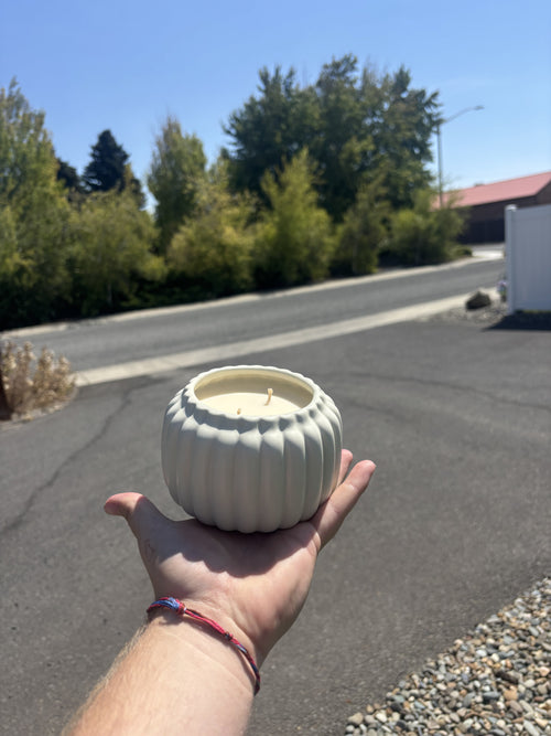Cozy Fireside Sugar 🪵 — Hand Poured Soy Kandle